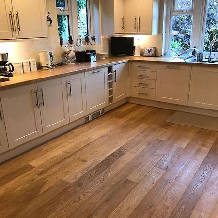 Cotswolds Luxury House In Central Bourton Large Sleeps 2-11. Pet Friendly. Exteriör bild