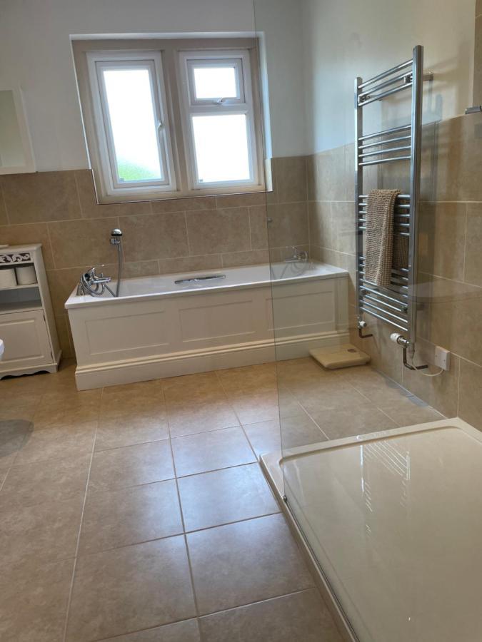 Cotswolds Luxury House In Central Bourton Large Sleeps 2-11. Pet Friendly. Exteriör bild