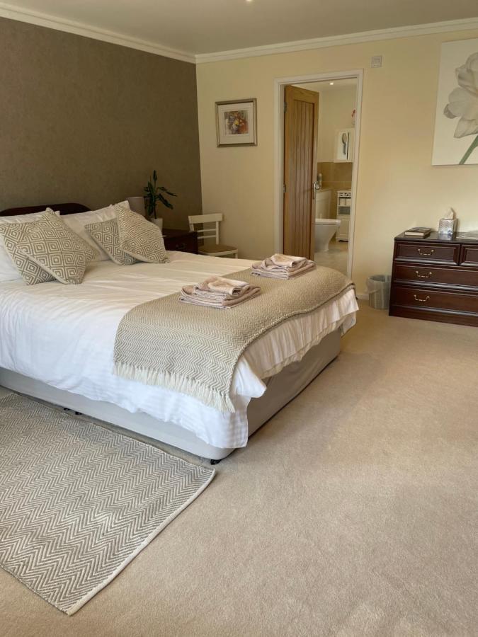 Cotswolds Luxury House In Central Bourton Large Sleeps 2-11. Pet Friendly. Exteriör bild