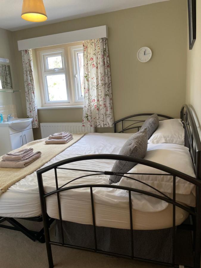 Cotswolds Luxury House In Central Bourton Large Sleeps 2-11. Pet Friendly. Exteriör bild